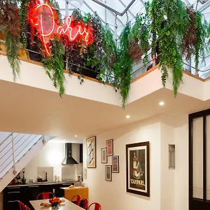 Loft Familial Au Coeur De Avec Clim, Arcade Et Baby-foot Proche Republique Et Canal St Martin Paris